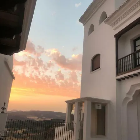 Hotell Casa Palacio Villazambra